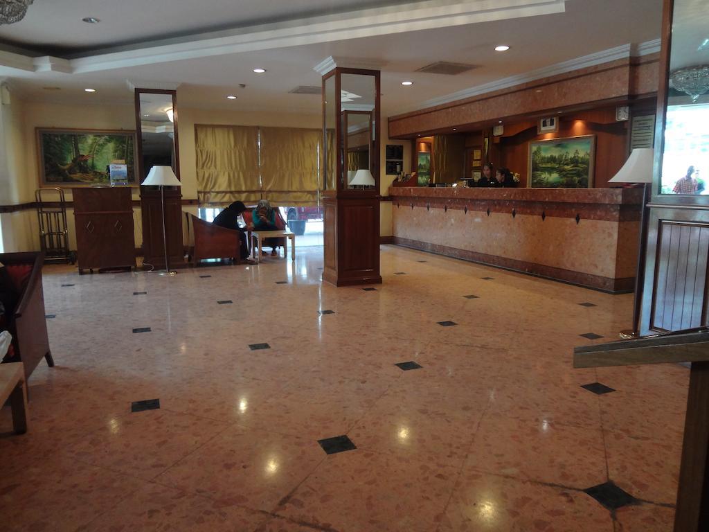 Holiday Villa Hotel City Centre Phnom Penh Exteriör bild